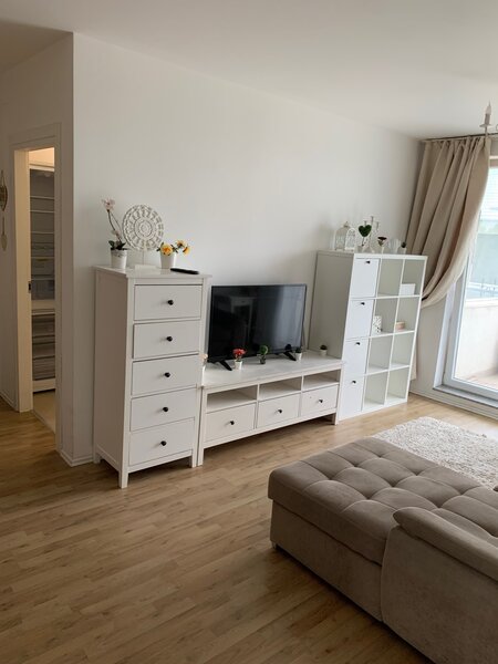 Bragadiru, Leroy, Ilfov,