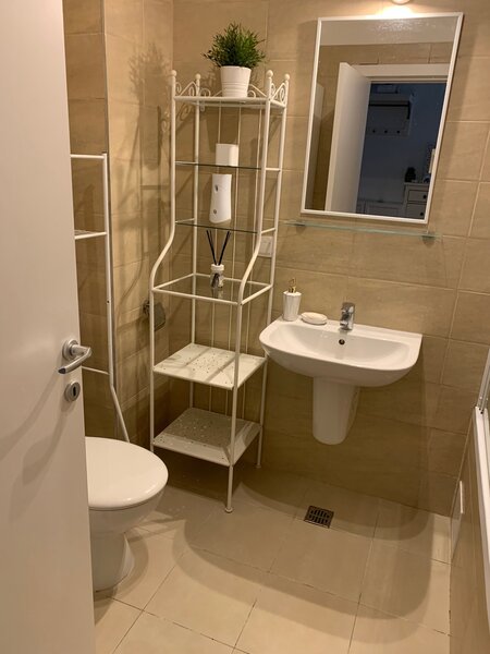 Bragadiru, Leroy, Ilfov,