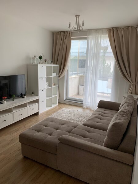 Bragadiru, Leroy, Ilfov,