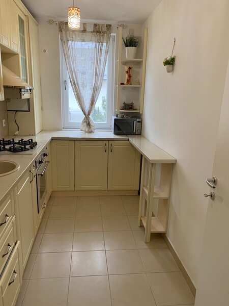 Bragadiru, Leroy, Ilfov,